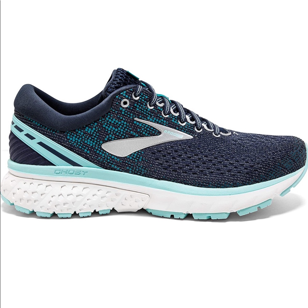 ASICS Ghost 11